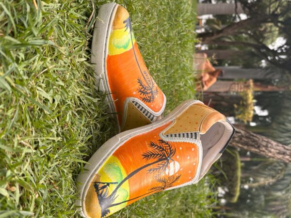 allice gold necklace